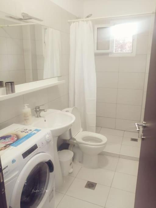 3 Room Apartment By The Beach - Free Parking Peraía Zewnętrze zdjęcie